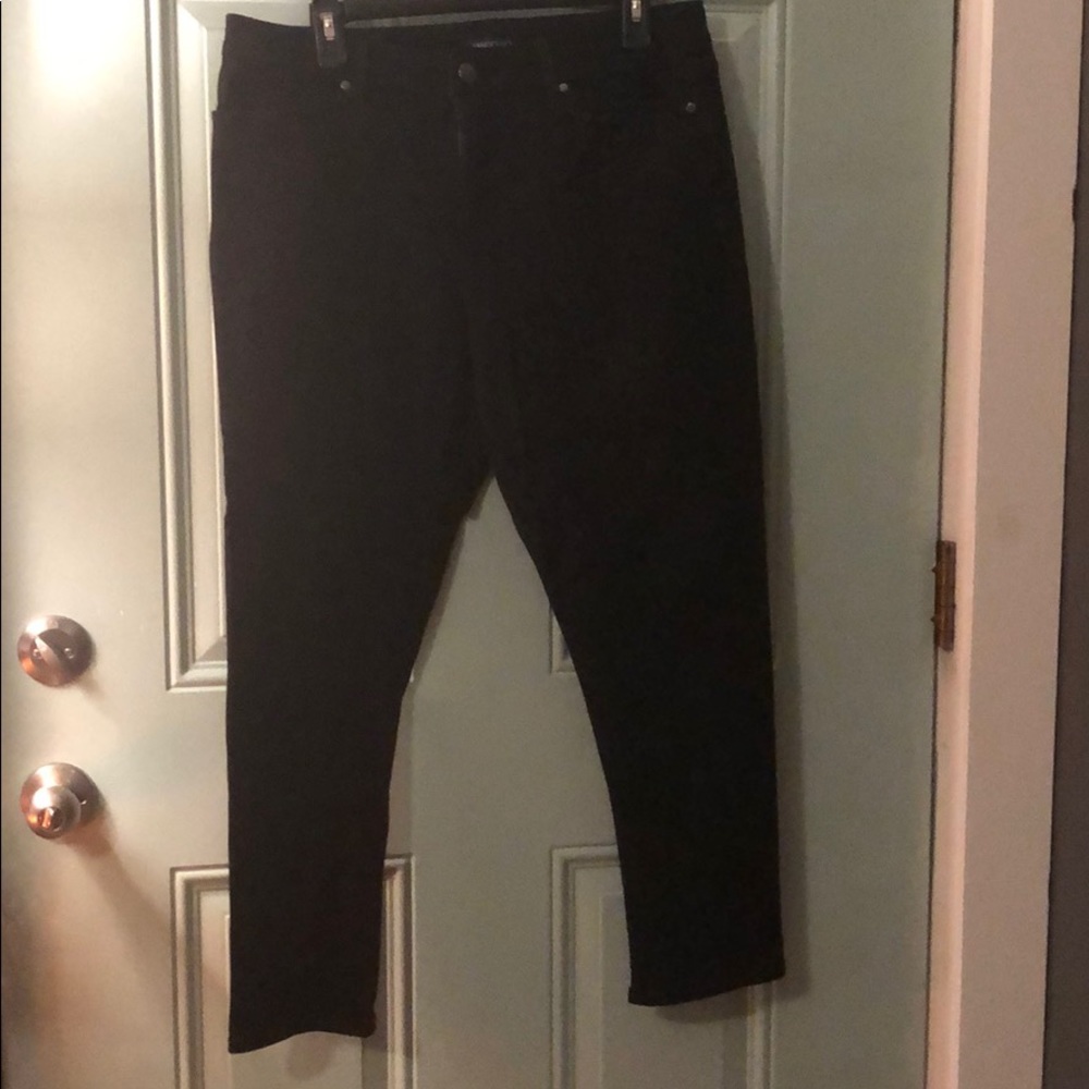 Size 14 petite black Bandolino Jeans